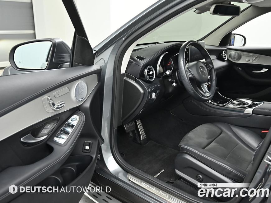 Mercedes-Benz GLC-Class 2019