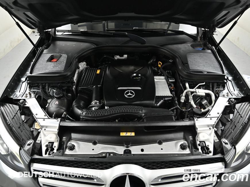 Mercedes-Benz GLC-Class 2019