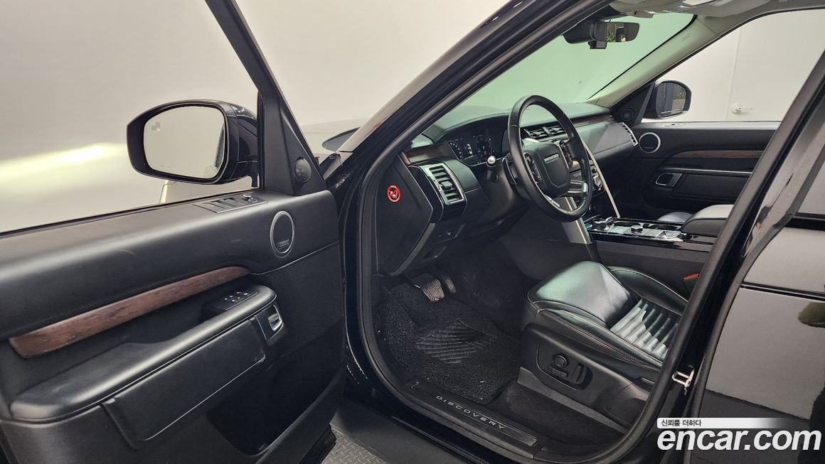 Land Rover Discovery 2019