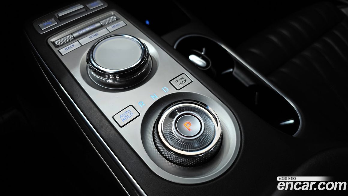 Genesis GV70 2021