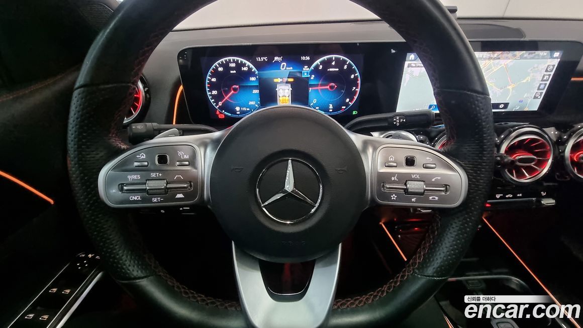 Mercedes-Benz GLB-Class 2020