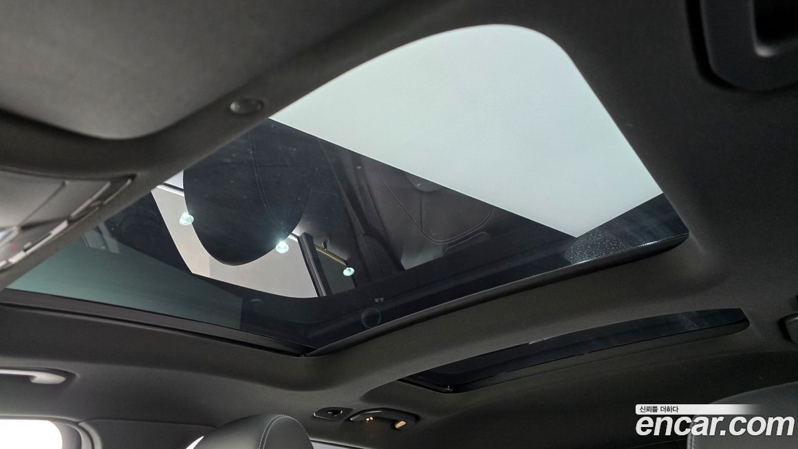 Mercedes-Benz GLC-Class 2021