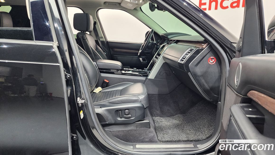 Land Rover Discovery 2019