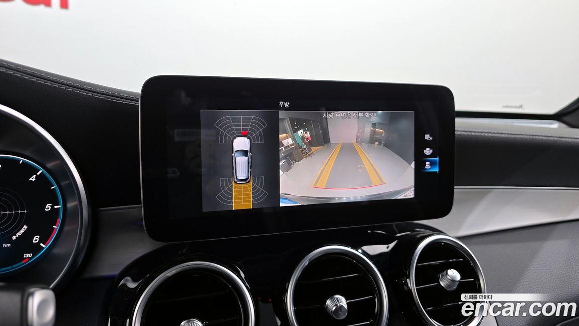 Mercedes-Benz GLC-Class 2021