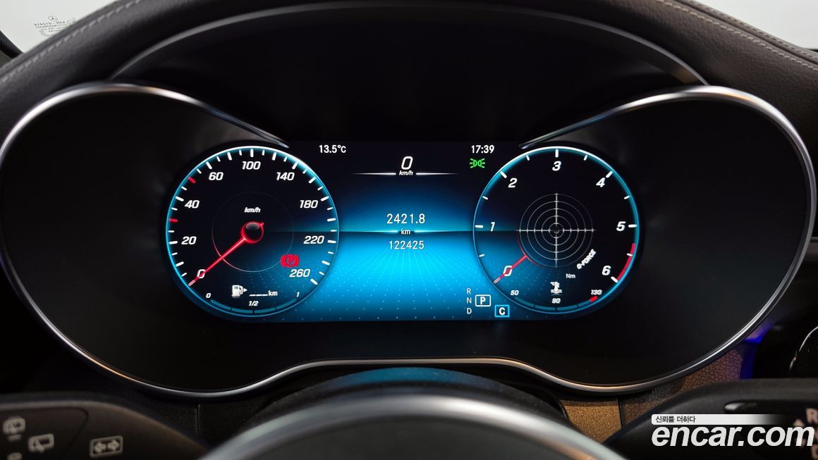 Mercedes-Benz GLC-Class 2021