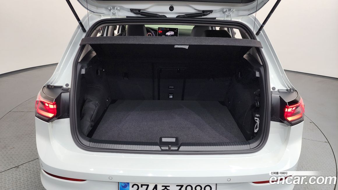 Volkswagen Golf 2025