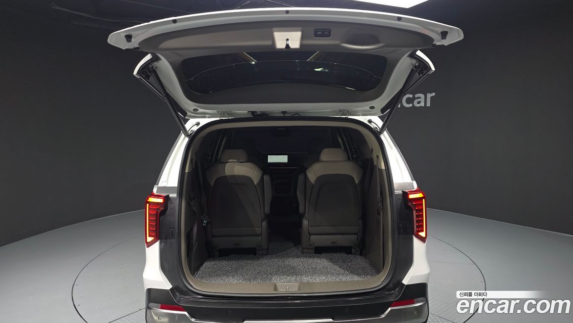Kia Canival 2024