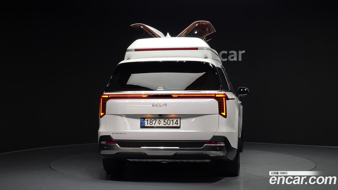 Kia Canival 2024