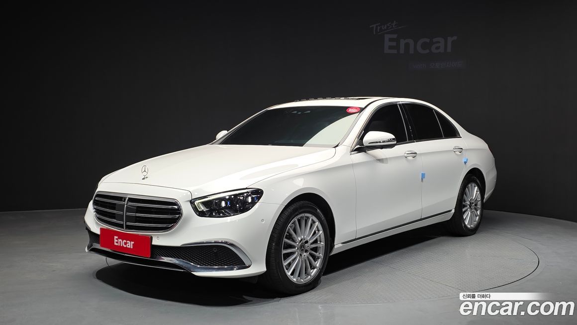Mercedes-Benz E-Class 2021