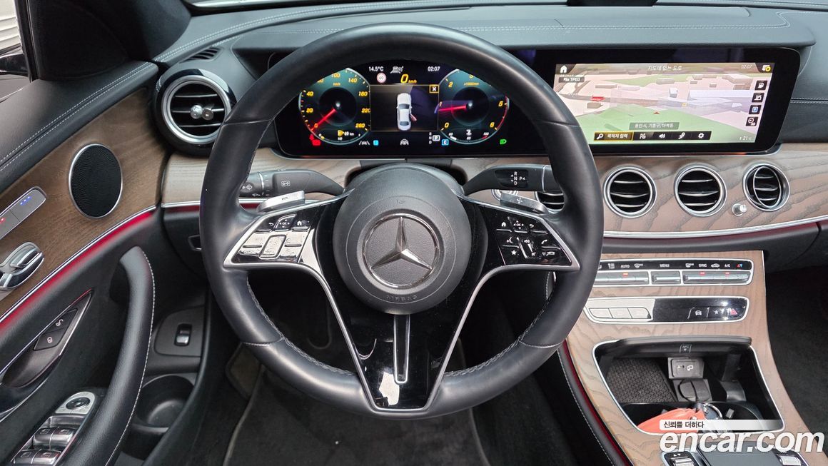 Mercedes-Benz E-Class 2021