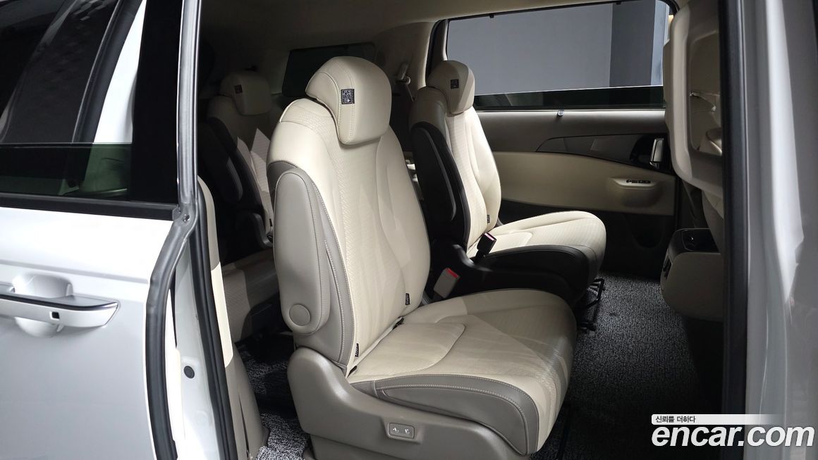 Kia Canival 2024
