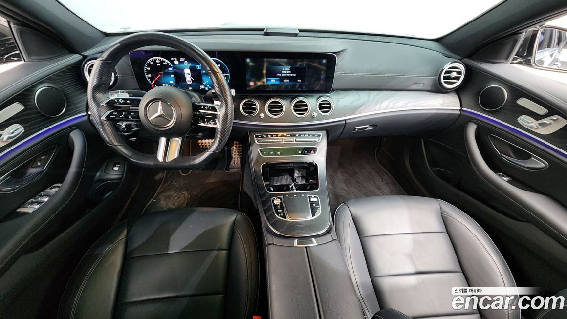 Mercedes-Benz E-Class 2021