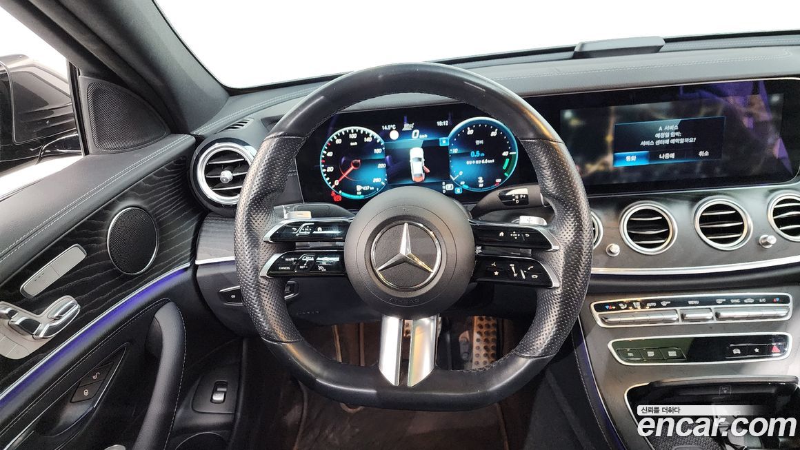 Mercedes-Benz E-Class 2021