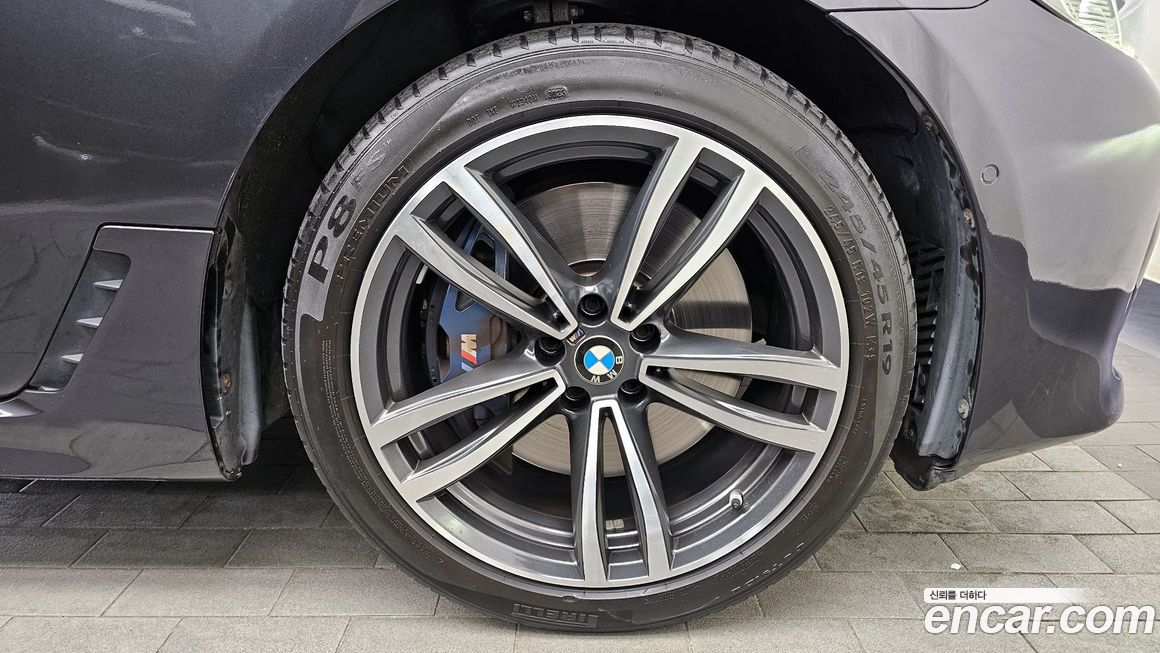 BMW Gran Turismo 2021