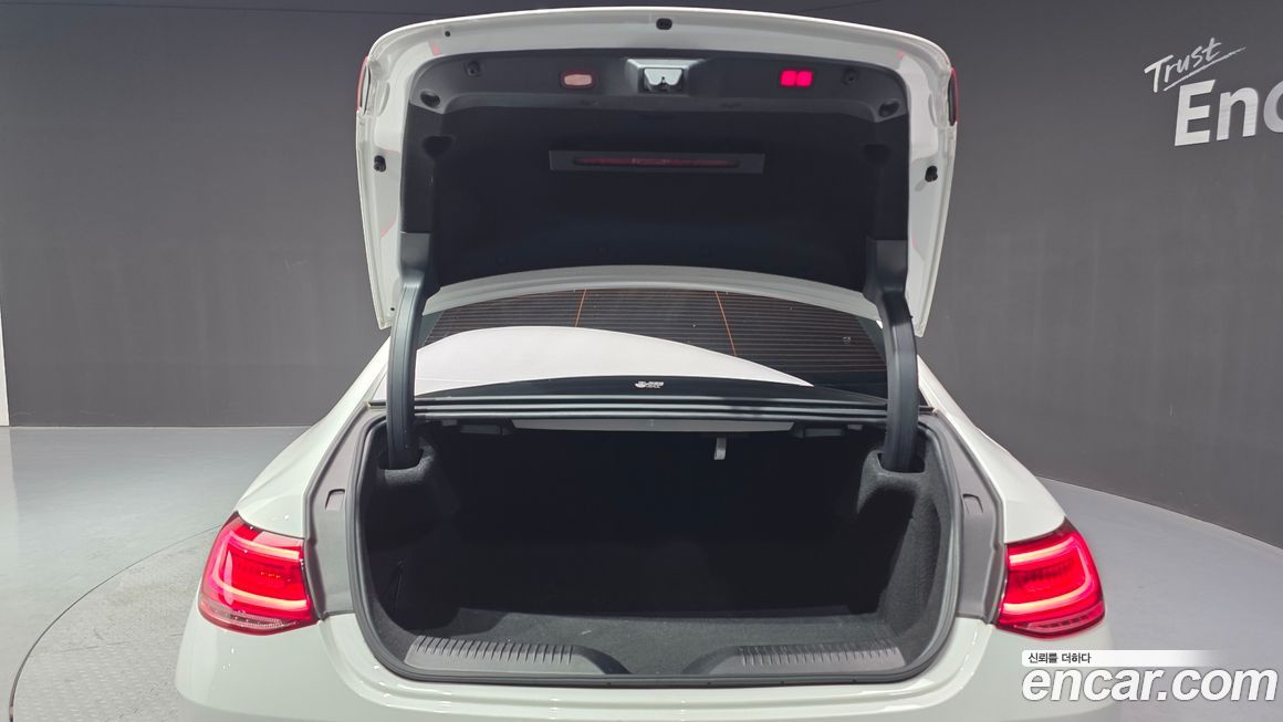 Mercedes-Benz CLS-Class 2020