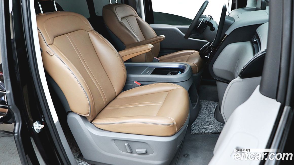 Hyundai Staria 2024