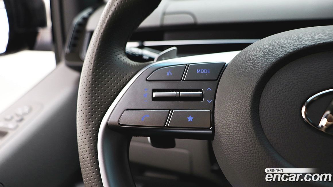Hyundai Staria 2024