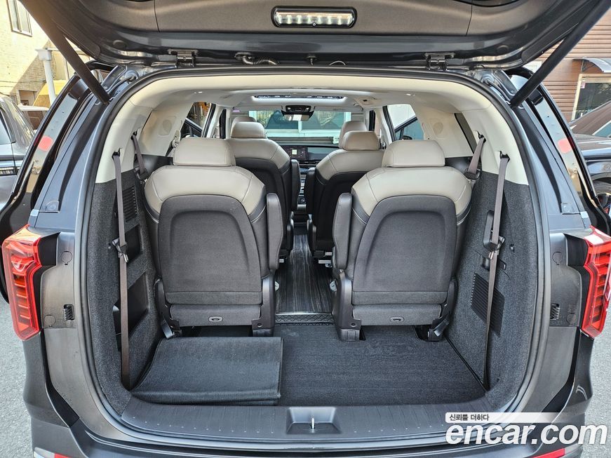 Kia Canival 2024