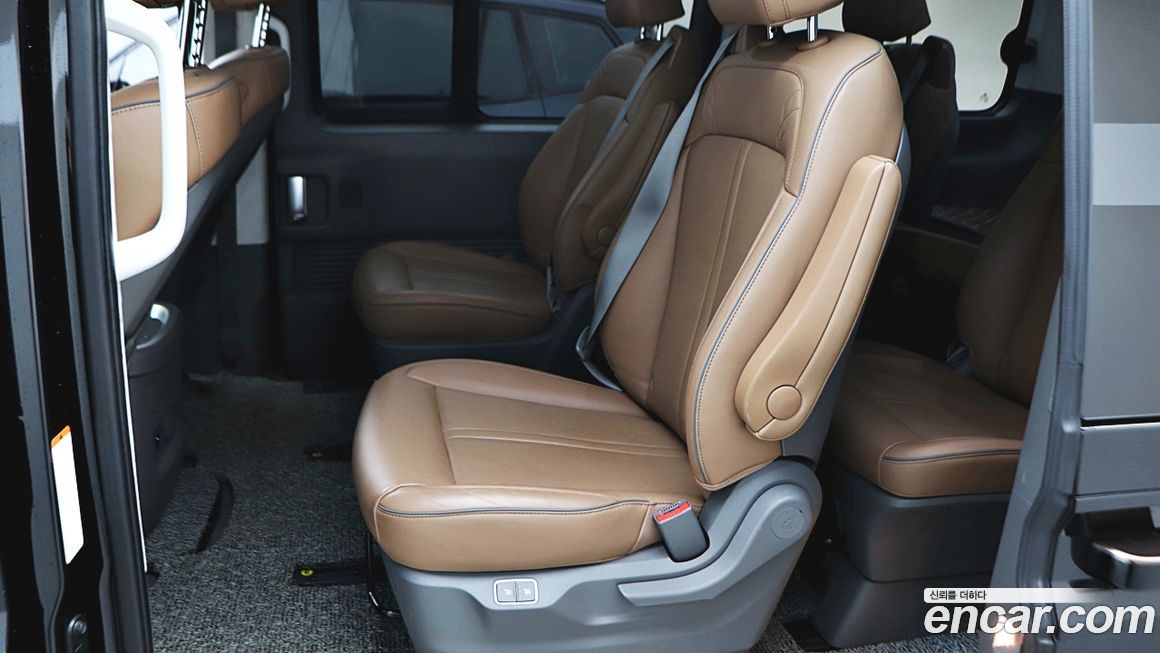 Hyundai Staria 2024