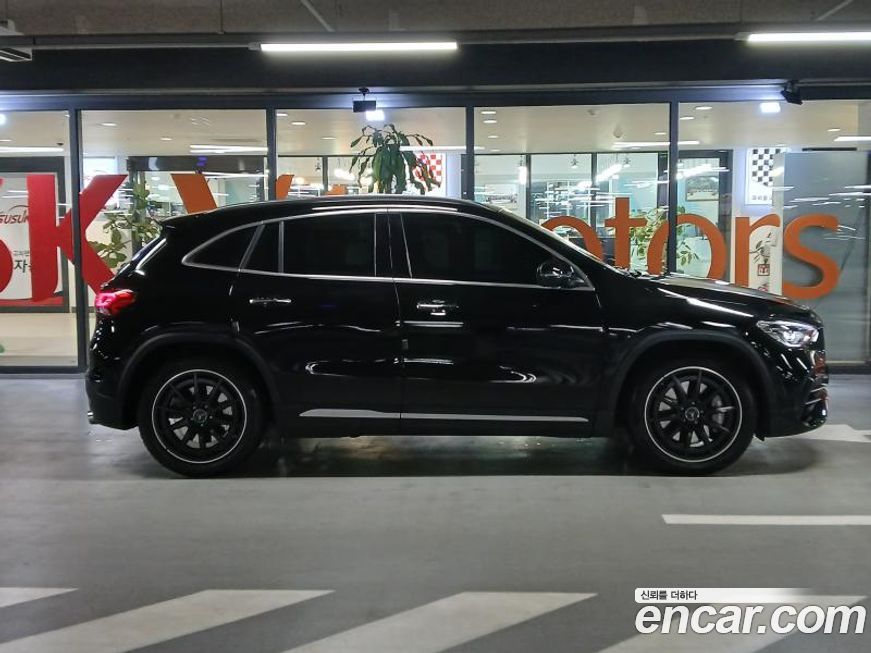 Mercedes-Benz GLA-Class 2023