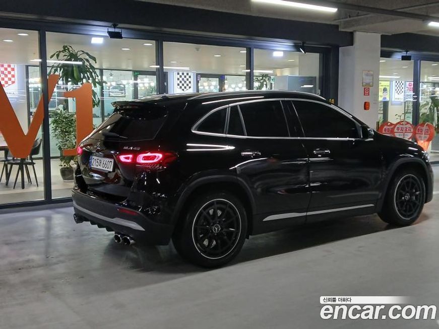 Mercedes-Benz GLA-Class 2023
