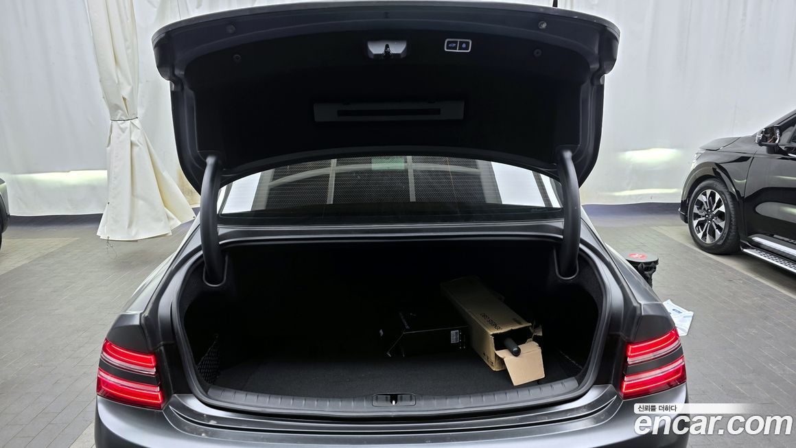 Genesis G80 2021