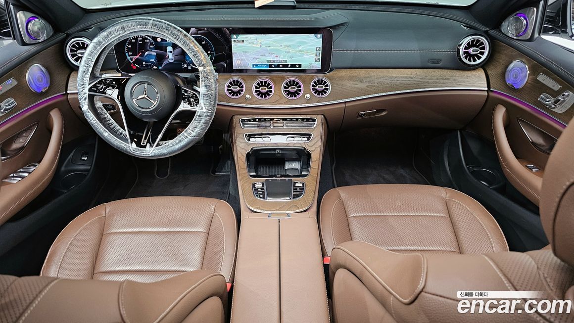 Mercedes-Benz E-Class 2022