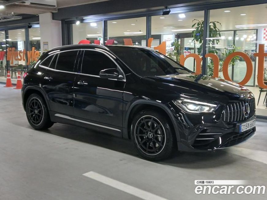 Mercedes-Benz GLA-Class 2023