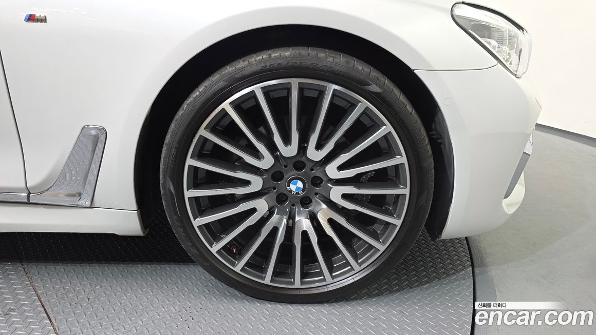 BMW 7-Series 2018
