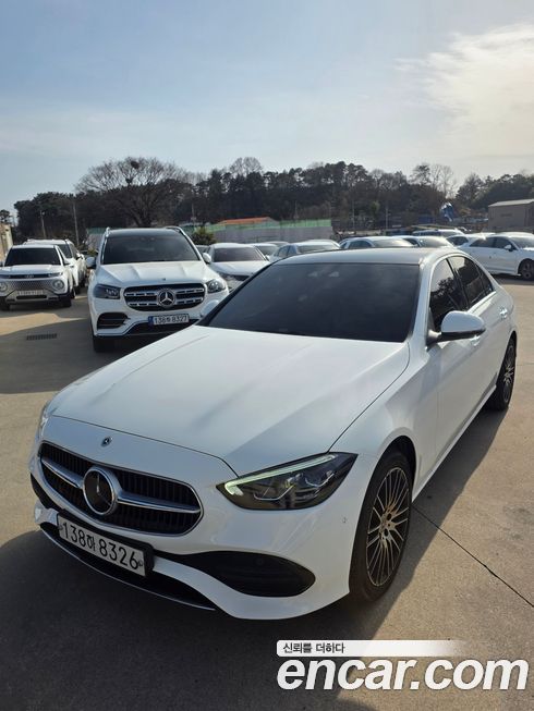 Mercedes-Benz C-Class 2022