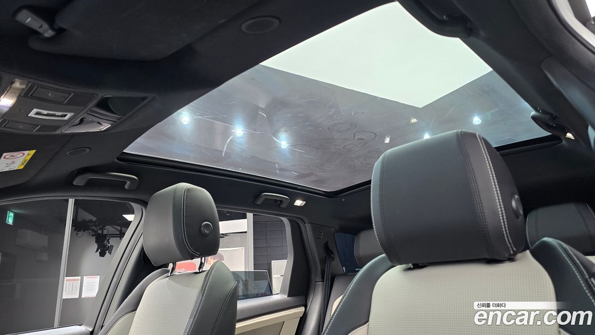 Land Rover Discovery Sport 2024