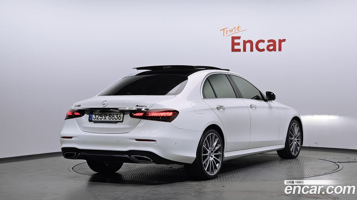 Mercedes-Benz E-Class 2021