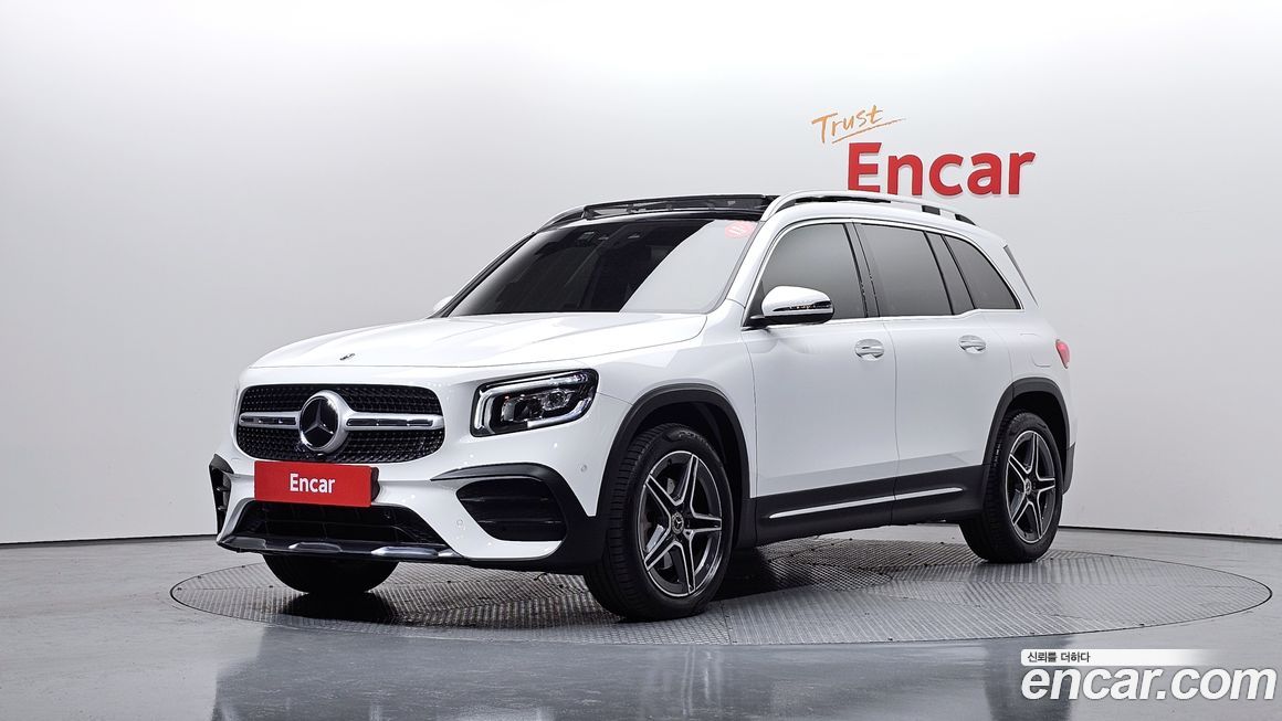Mercedes-Benz GLB-Class 2023