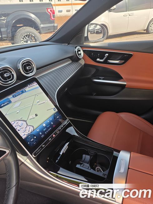 Mercedes-Benz C-Class 2022