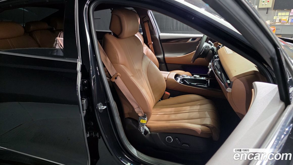 Genesis G80 2023