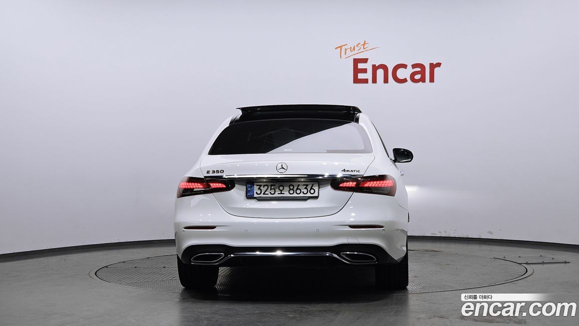 Mercedes-Benz E-Class 2021