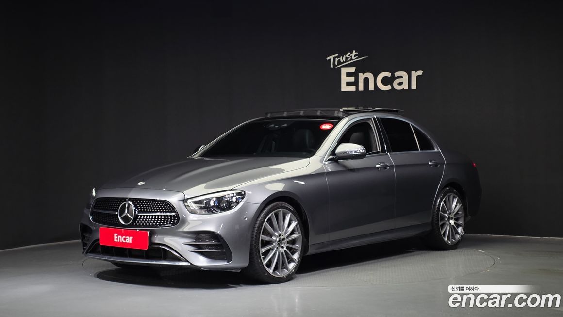 Mercedes-Benz E-Class 2022