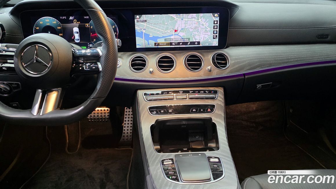 Mercedes-Benz E-Class 2022