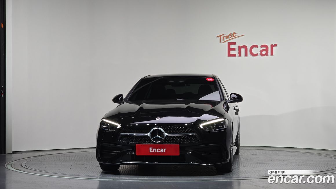 Mercedes-Benz C-Class 2024