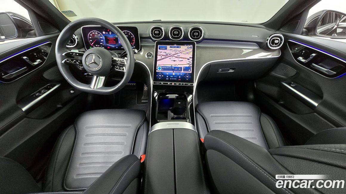 Mercedes-Benz C-Class 2024