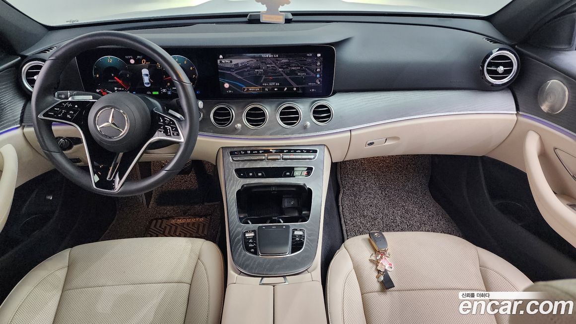 Mercedes-Benz E-Class 2022