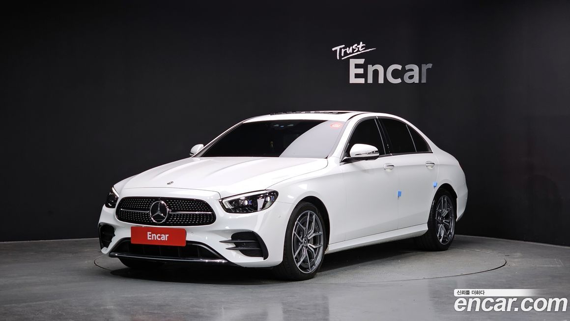 Mercedes-Benz E-Class 2022