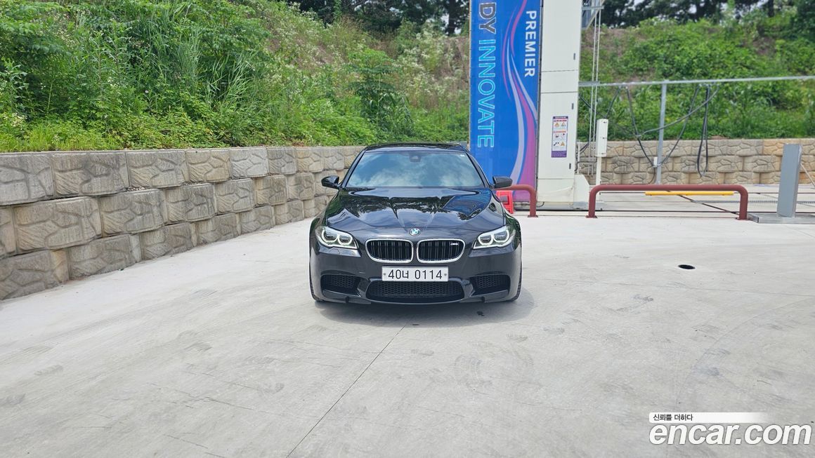 BMW M5 2016