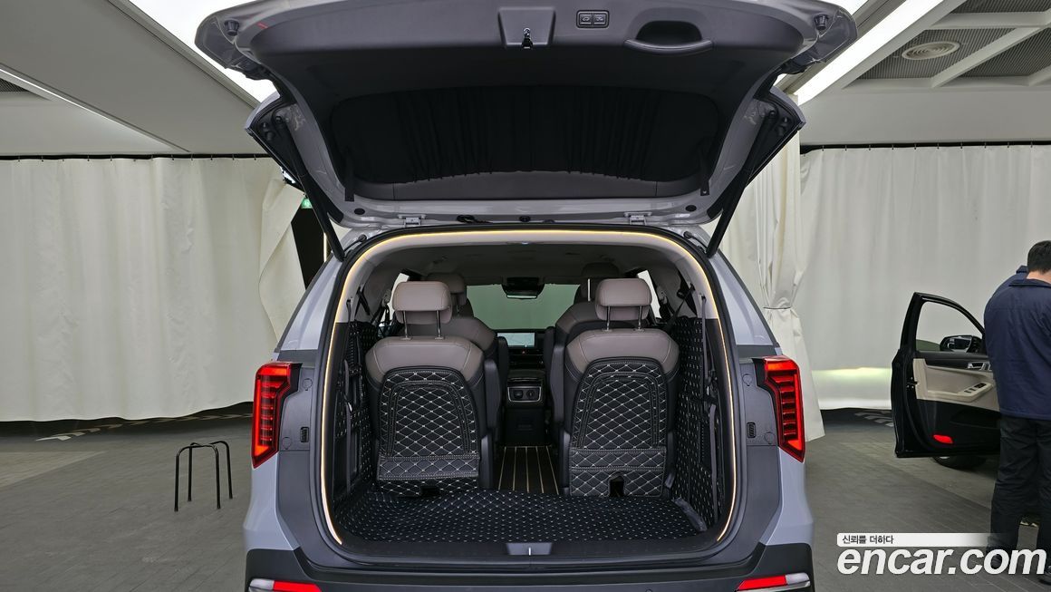 Kia Canival 2024