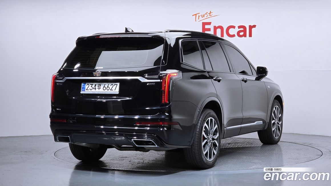 Cadillac XT6 2023