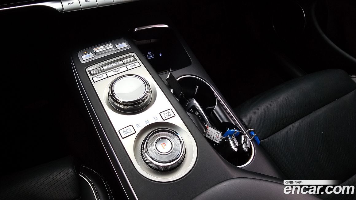 Genesis GV70 2022