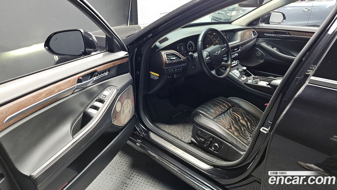Genesis G90 2021
