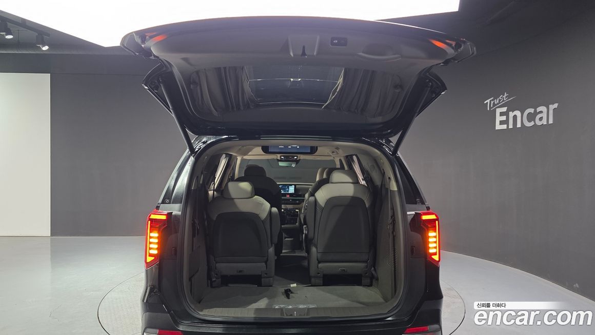 Kia Canival 2024