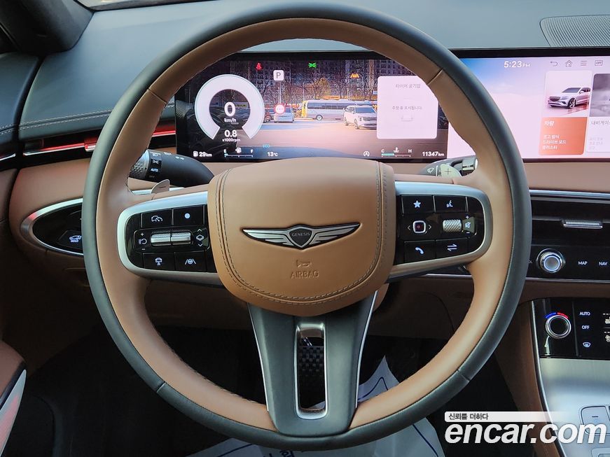 Genesis GV70 2025