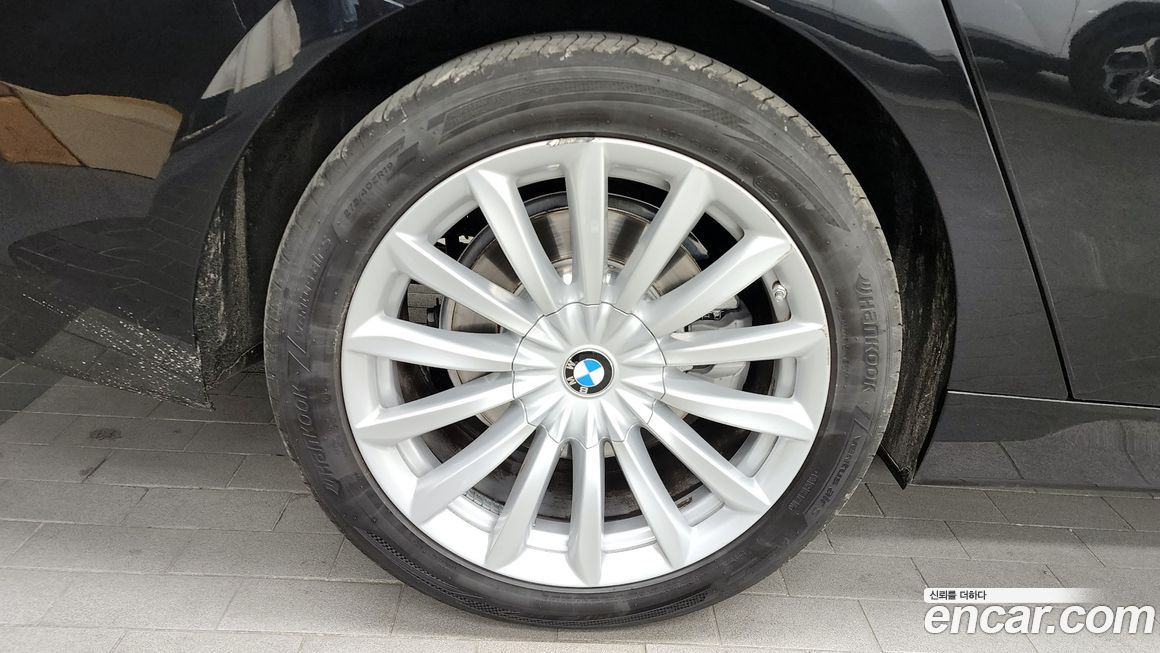 BMW Gran Turismo 2023